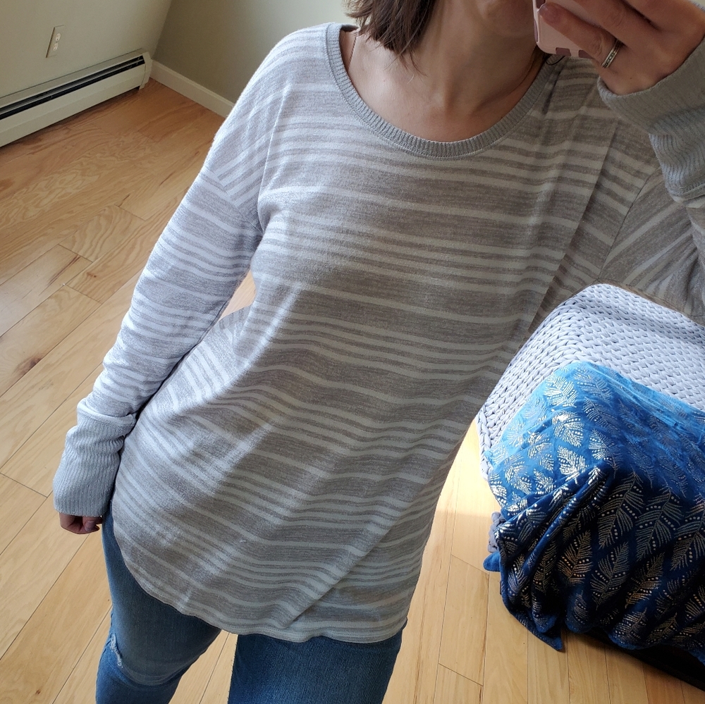 Liz Claiborne Weekend oversized cozy Striped tee shirt